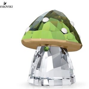 New In Box Swarovski Holiday Cheers Green Mushroom Crystal Figurine #5627098